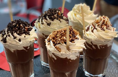 ETIENNE Coffee & Shop